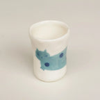Holding a cup | Hand-drawn sausage cat - PetCeramicArt