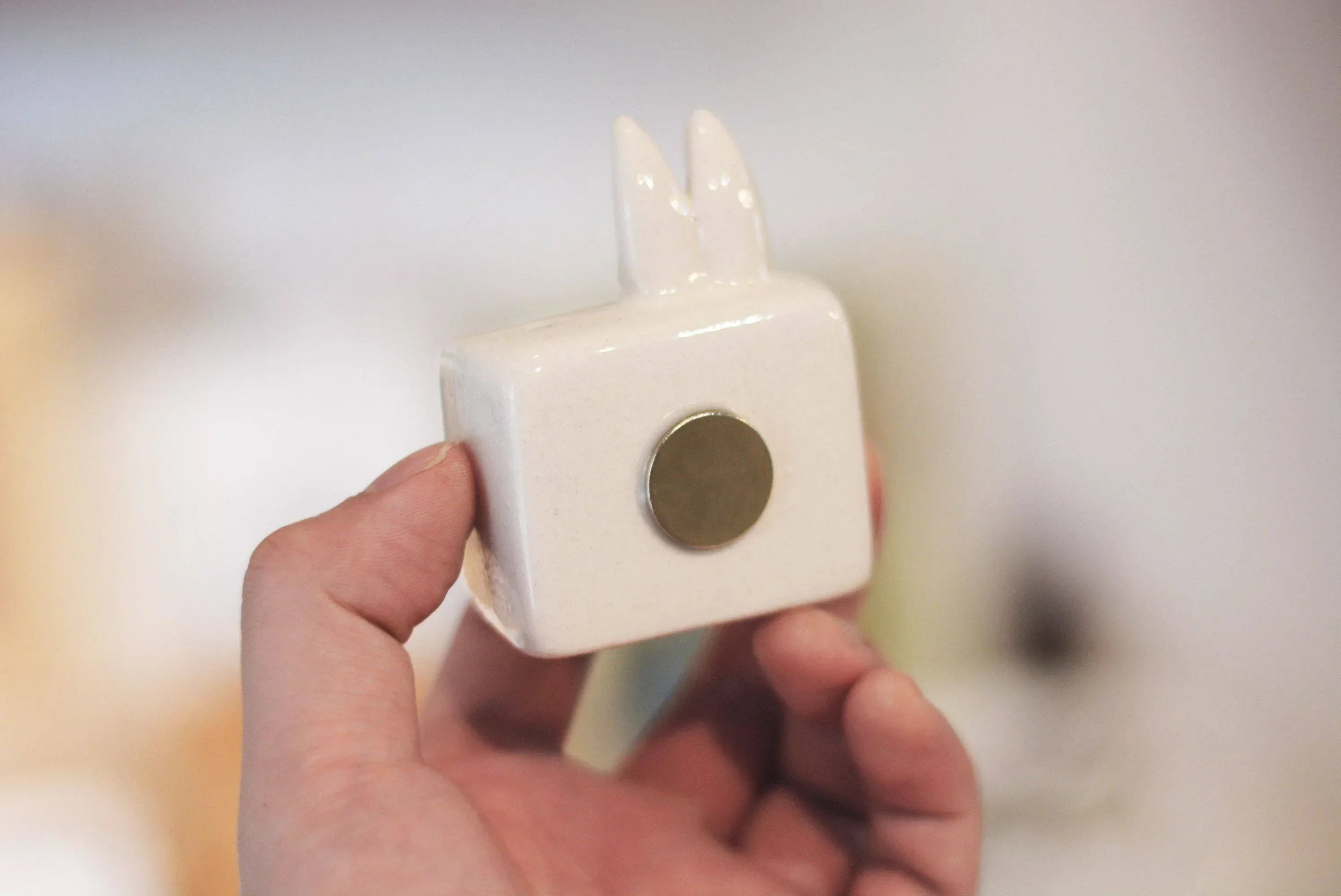 Rabbit refrigerator magnet | Television sculpture - PetCeramicArt