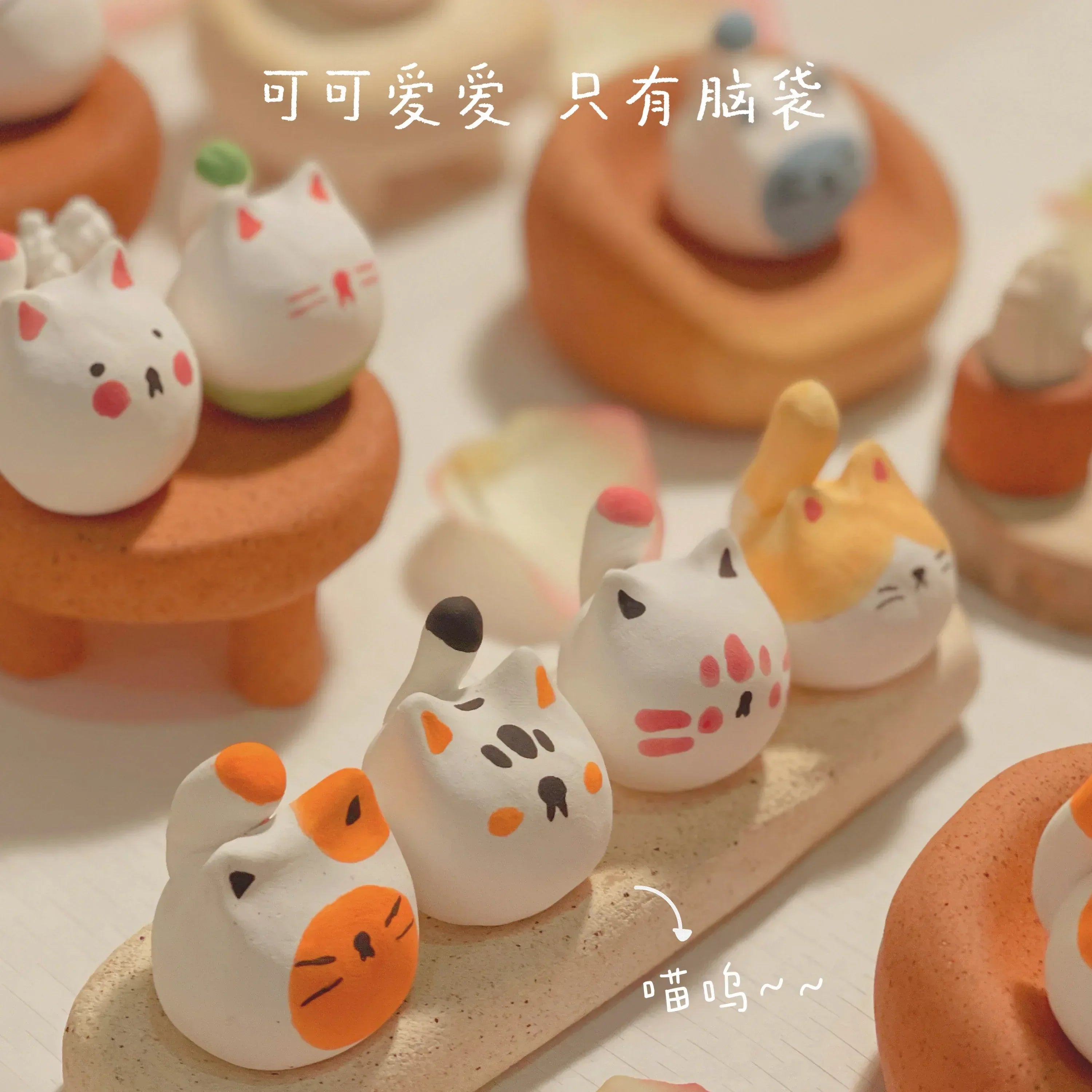 Sculpted kitten figurine | Handmade clay gift - PetCeramicArt