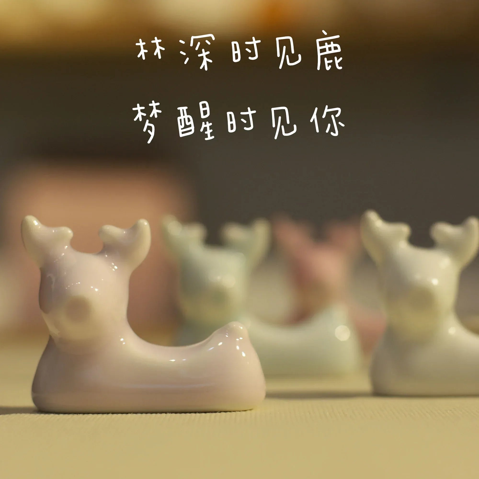 Oshika porcelain scepter rack - PetCeramicArt