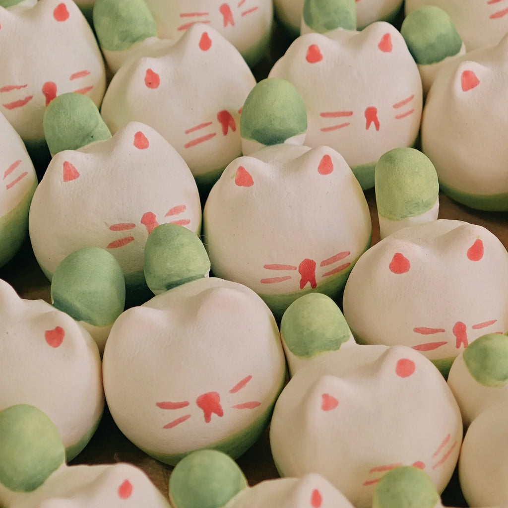 Sculpted kitten figurine | Handmade clay gift - PetCeramicArt