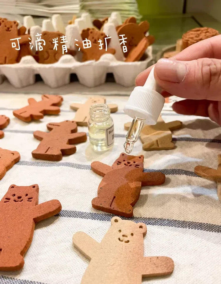Biscuit-shaped ceramic refrigerator magnets - PetCeramicArt