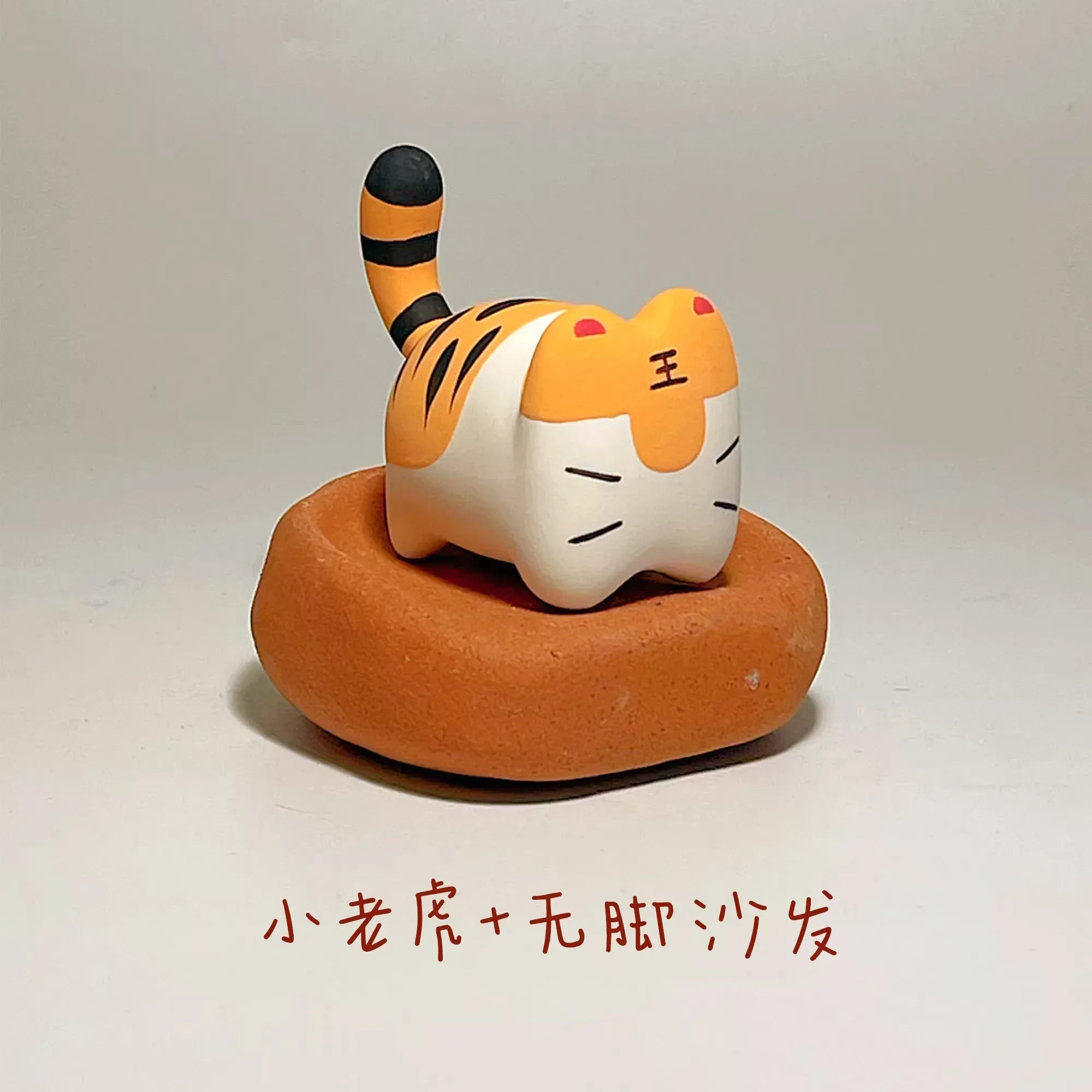 CCeramic figurines | Lions and tigers - PetCeramicArt
